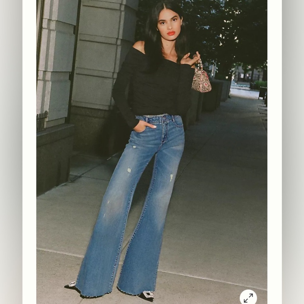 Anthropologie Pilcro wide legged jean